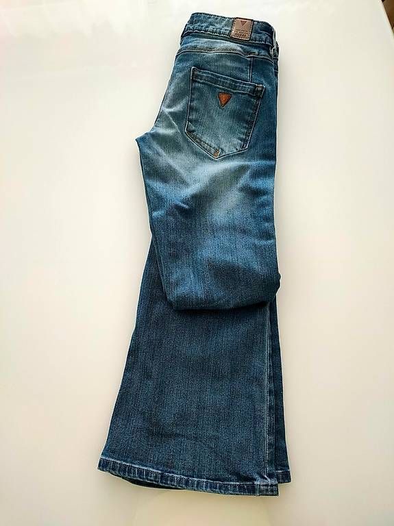 Jeans: Jeans GUESS taglia 34 – Usato da Bellinzona venduto da mar_b5cp