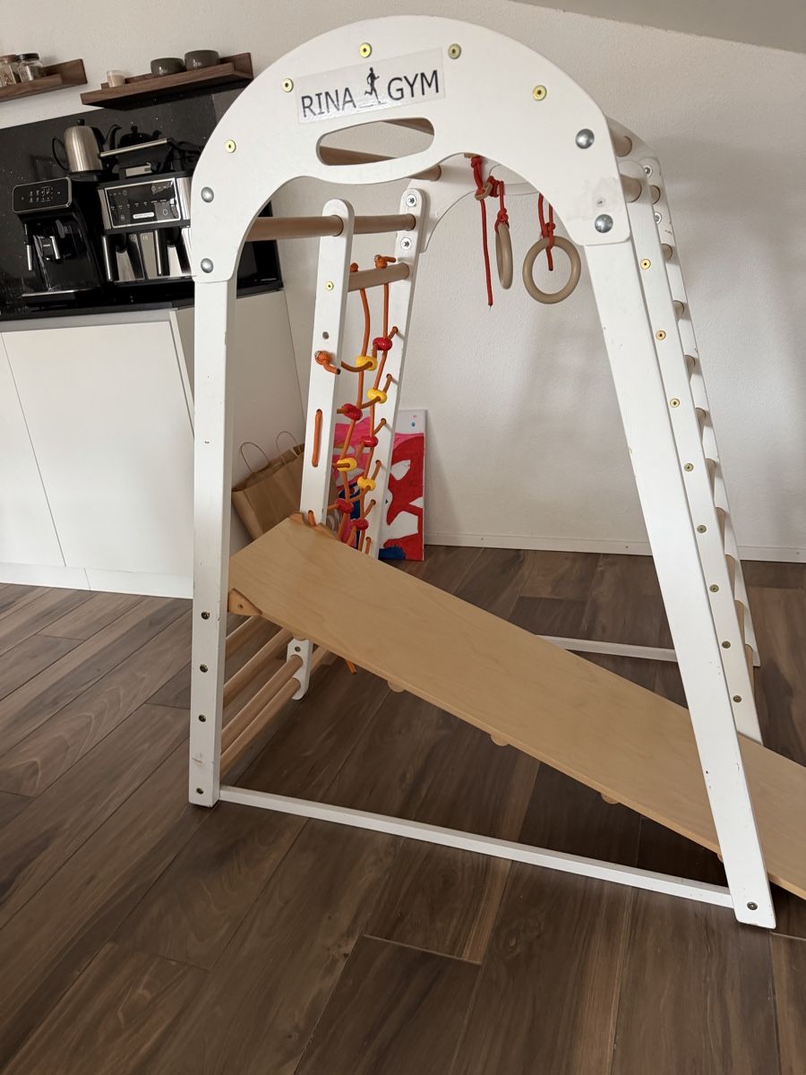 Murs & prises d'escalade: RinaGym Kinder – D'occasion à Arbon par LadyGSx 2