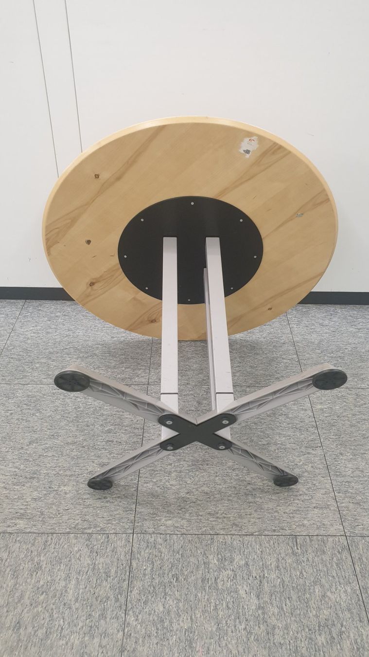 Sitag Tables: Table ronde 100cm Sitrag – D'occasion à Bofflens par Ptitphilou 1