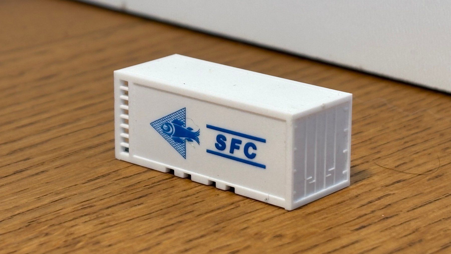 Modellini di ferrovie: L2115: Kühlcontainer SFC (Spur N) – Usato da Birsfelden venduto da Birs_25