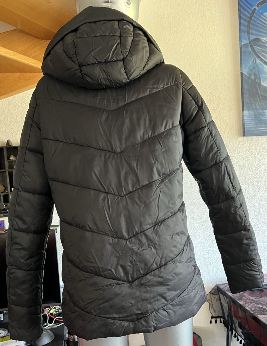 Giacche: Doudoune noire taille S – Nuovo (secondo la descrizione) da Chézard-St-Martin venduto da Cheyenne_75 1