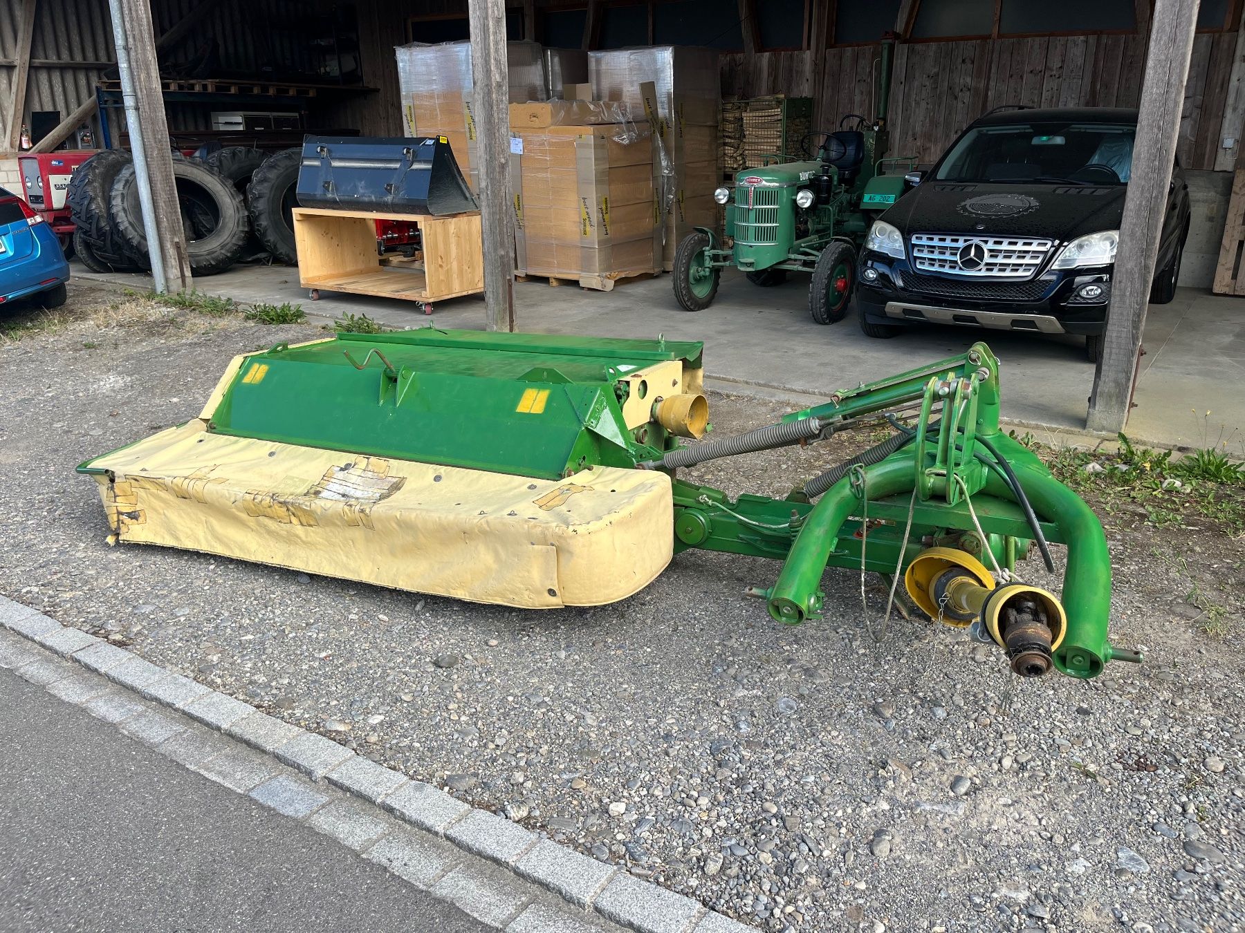 Krone Toutes les machines: Krone Scheibenmähwerk AM 243 – D'occasion à Kaltbrunn par MA5555 3