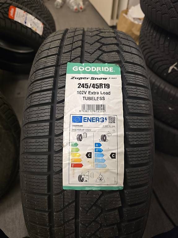 Pneumatici & Ruote complete: 245 45 19 – Nuovo e nell'imballaggio originale da Reinach venduto da racing08