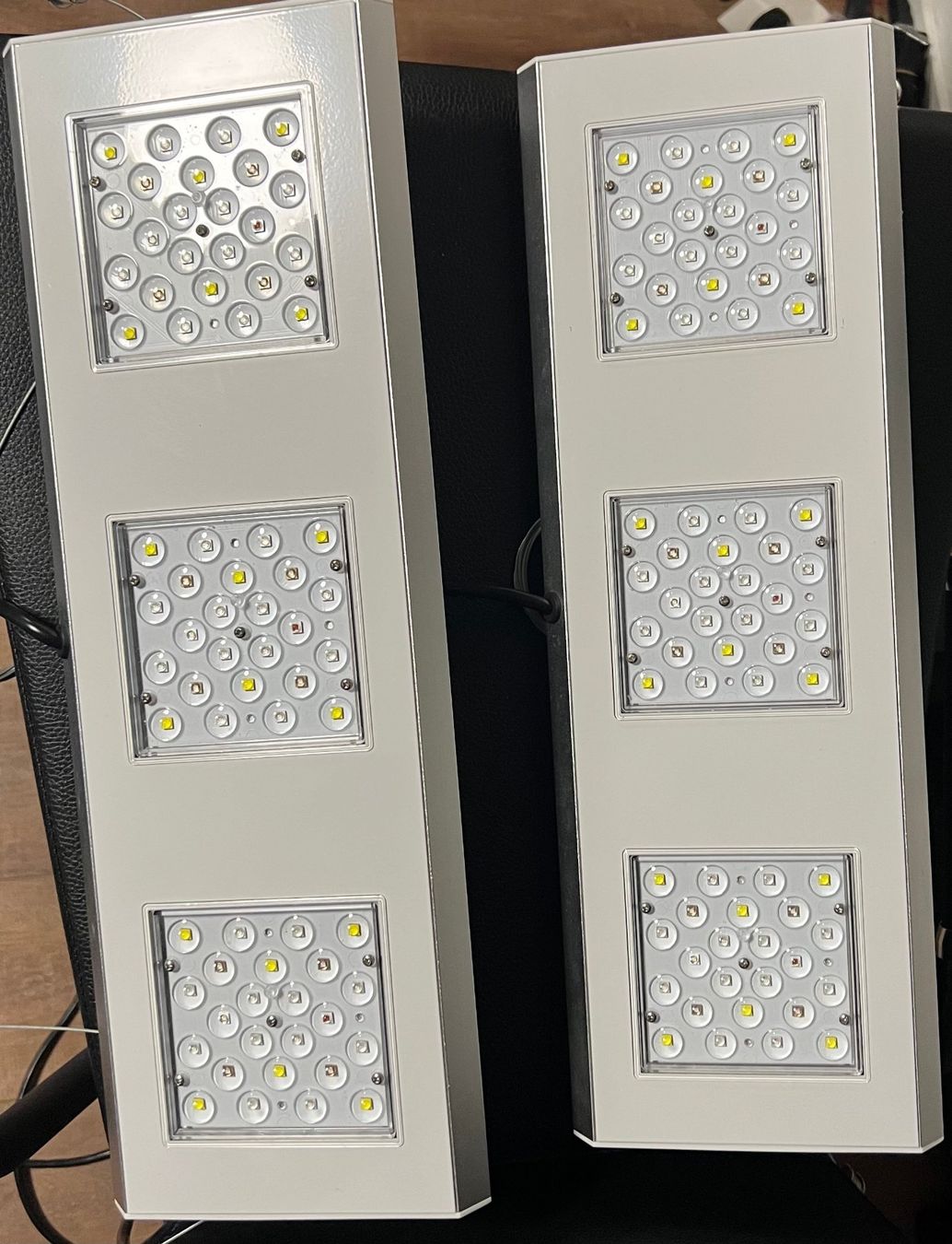 Lampade: 2x Reef Factory L weiss – Usato da Filzbach venduto da megalife
