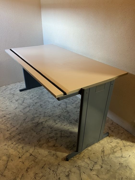 Scrivanie: Bürotisch 77x160x80 – Usato da Zürich venduto da svj_mdb8