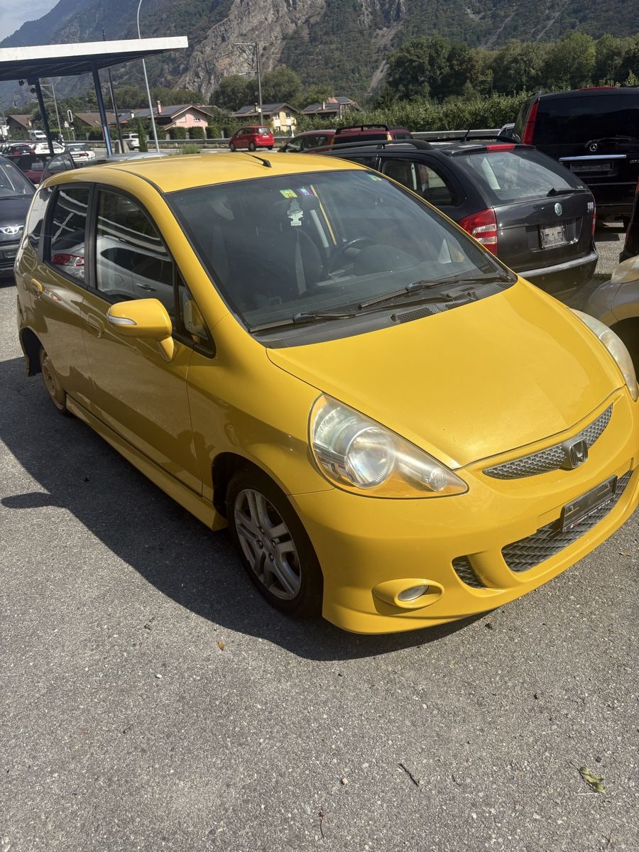 Honda Automobili: Honda Jazz 1.4i – Usato da Vernayaz venduto da jonvs 1
