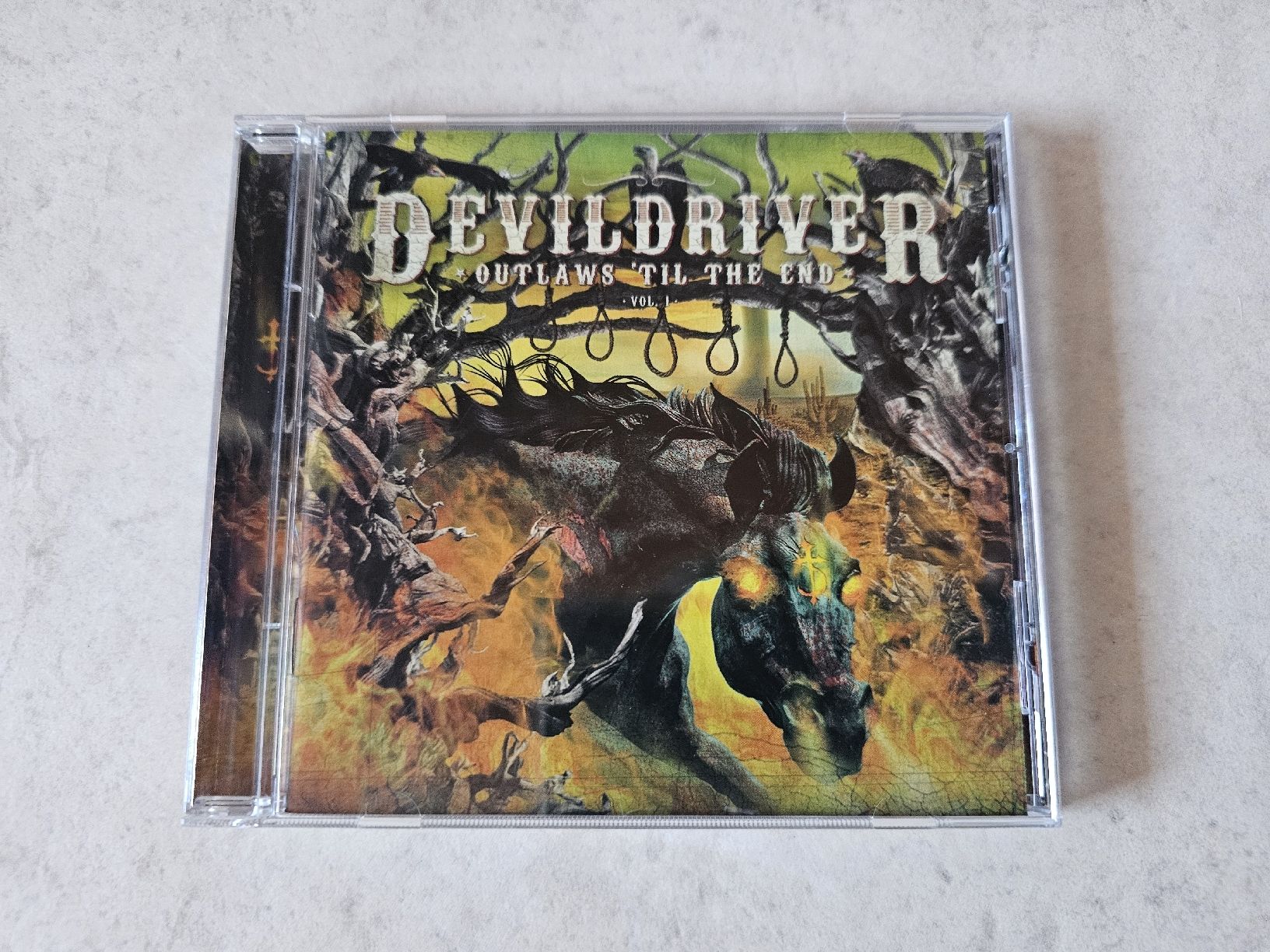 CDs: Devildriver  -  Outlaws Til The End – Gebraucht aus Schneisingen von backstore24