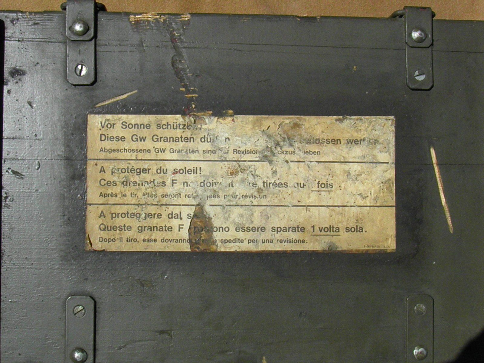 Attrezzatura & Pezzi di ricambio: Schweizer Armee Munitionskiste / Holzkiste (Ref.02) – Usato da Triesen FL venduto da Trigon 5
