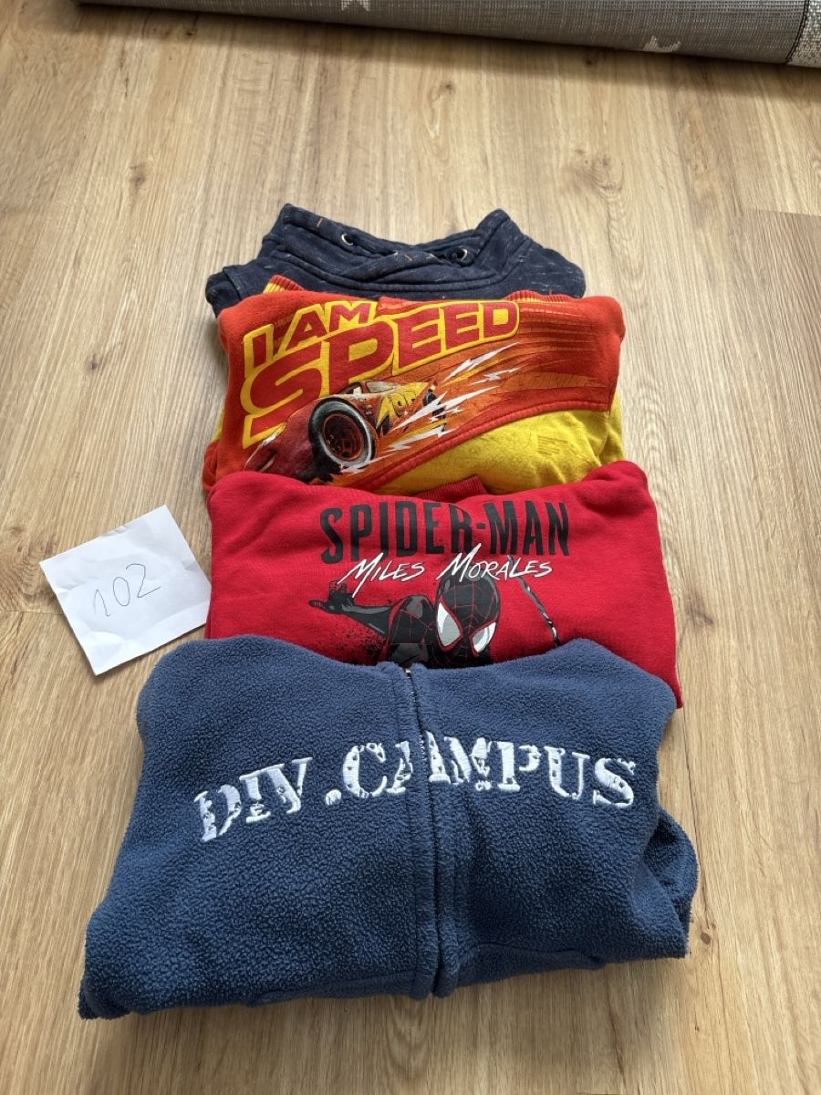 Kleiderpakete & -sets: Kleiderpaket Junge Pullover 104 – Gebraucht aus Chur von copino