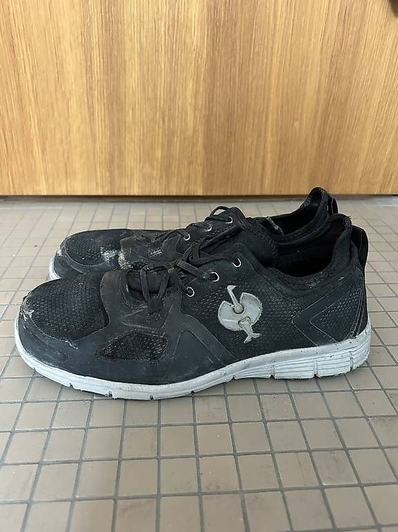Engelbert Strauss Scarpe da uomo: schwarze Arbeitsschuhe – Usato da Gais venduto da T_iziana 1
