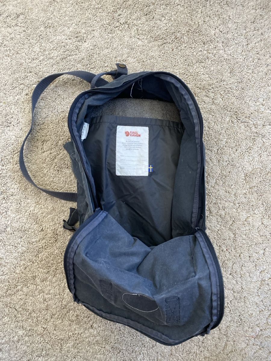 Fjällräven Zaini: Fjall Raven Kanken Rucksack – Usato da Basel venduto da jubajub 2