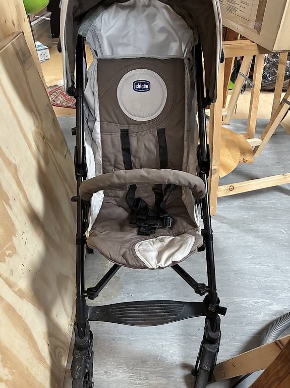 Kinderwagen: Poussette Chicco – Gebraucht aus Veytaux von ste_pv9t 1