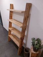 Schuhregal aus gebürstetem Altholz mit 4 Regalebenen