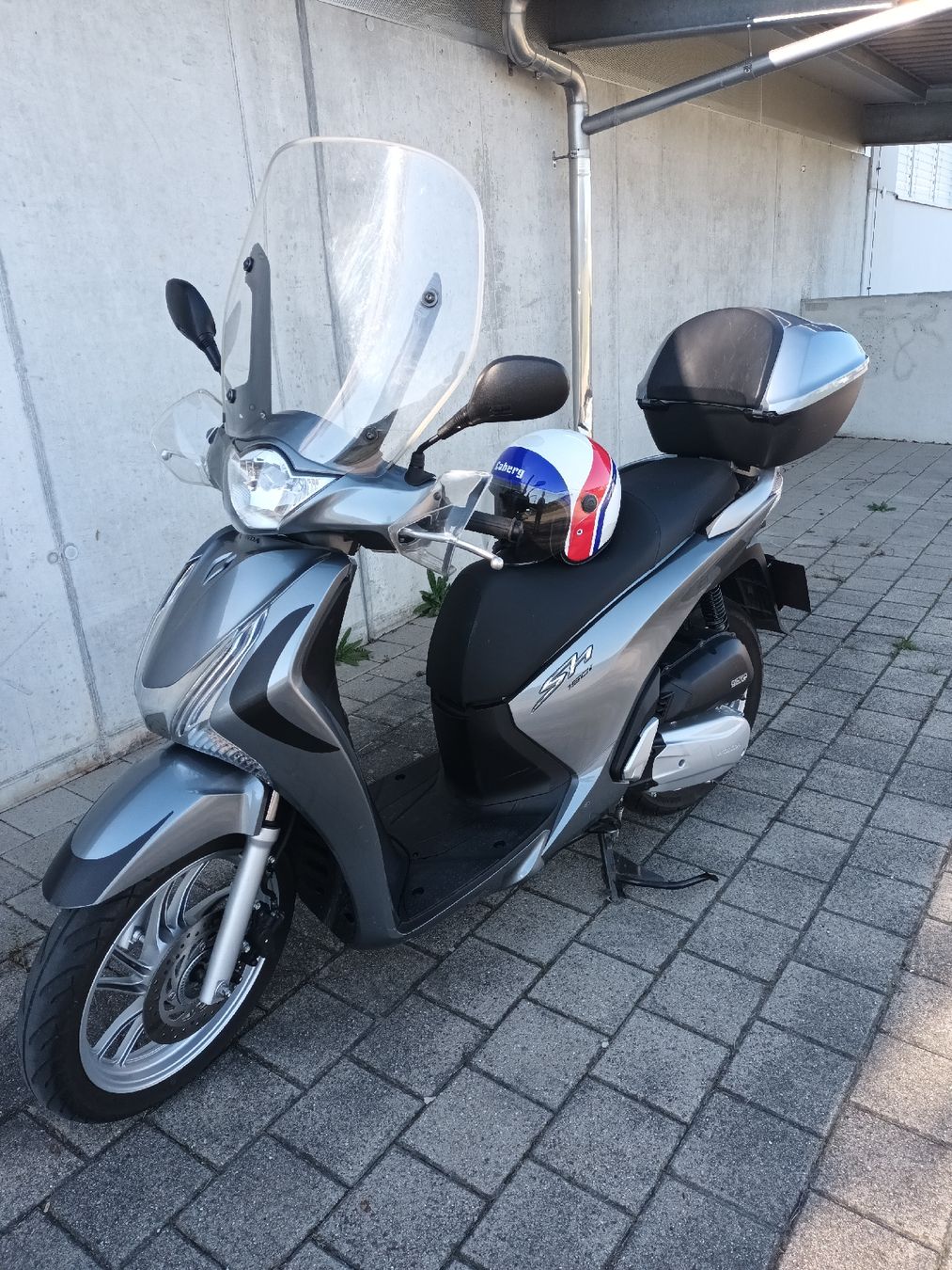 Honda Scooters: HONDA SH 150!! TOP ANGEBOT! – Gebraucht aus Sulgen von rob_6n7f