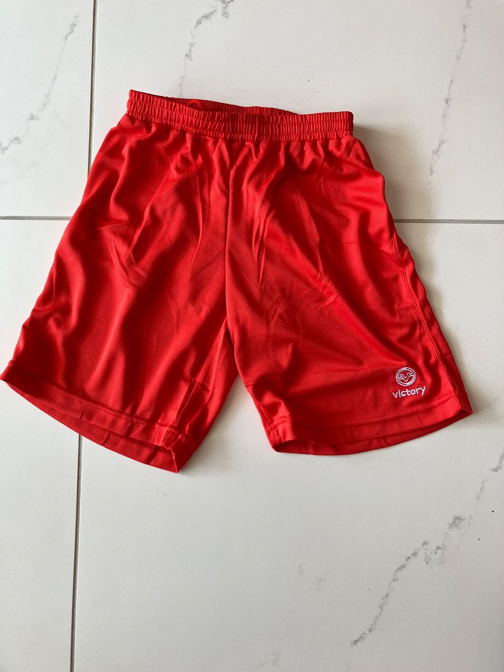 Lotti di vestiti: Junioren Fussballtrikot Set – Nuovo e nell'imballaggio originale da Wolfhausen venduto da swissski 4