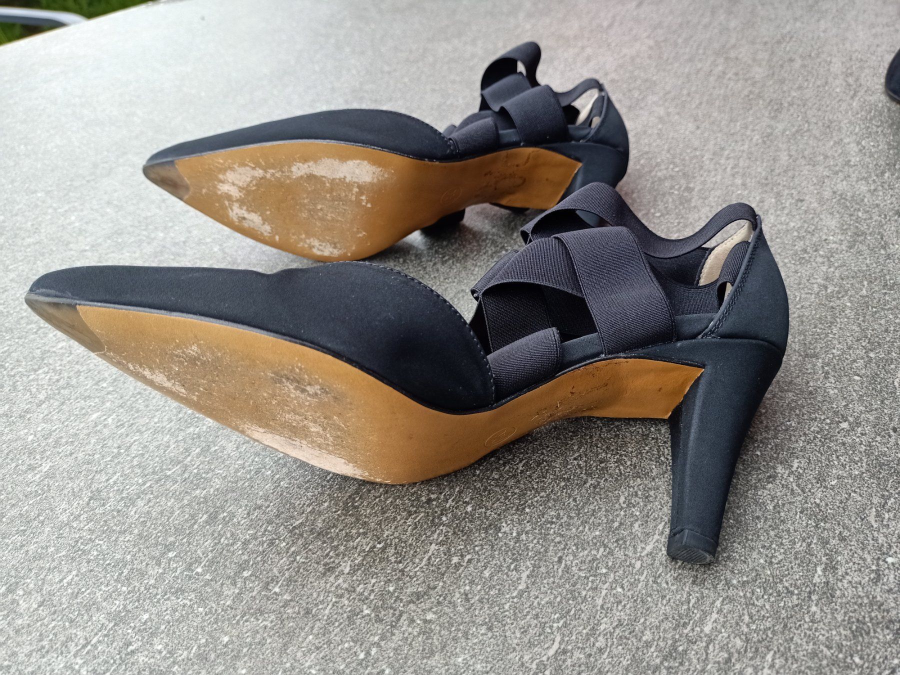 Kaiser Scarpe da donna: Schwarzer Satin Pumps, Peter Kaiser, Grösse 3.5 = 36.5 – Usato da Grafenried venduto da Tapj 3