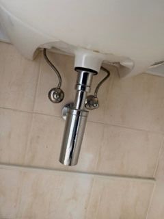 Lavabi & lavandini: Gebrauchtes Lavabo aus Hausrückbau, nur Abholung – Usato da Herrliberg venduto da tk8_22hw 1