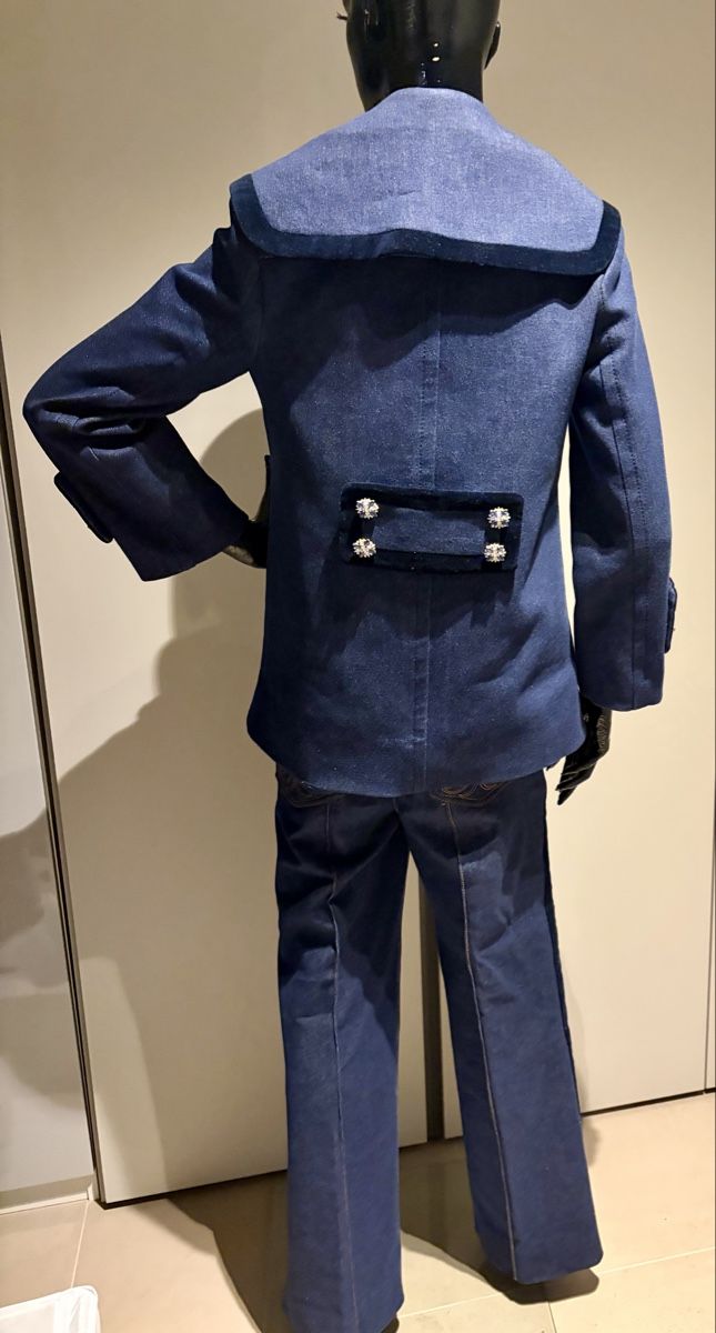 Zimmermann Giacche: Zimmermann denim jacket with rhinestones – Nuovo (secondo la descrizione) da Cologny venduto da sab_xh7v 4