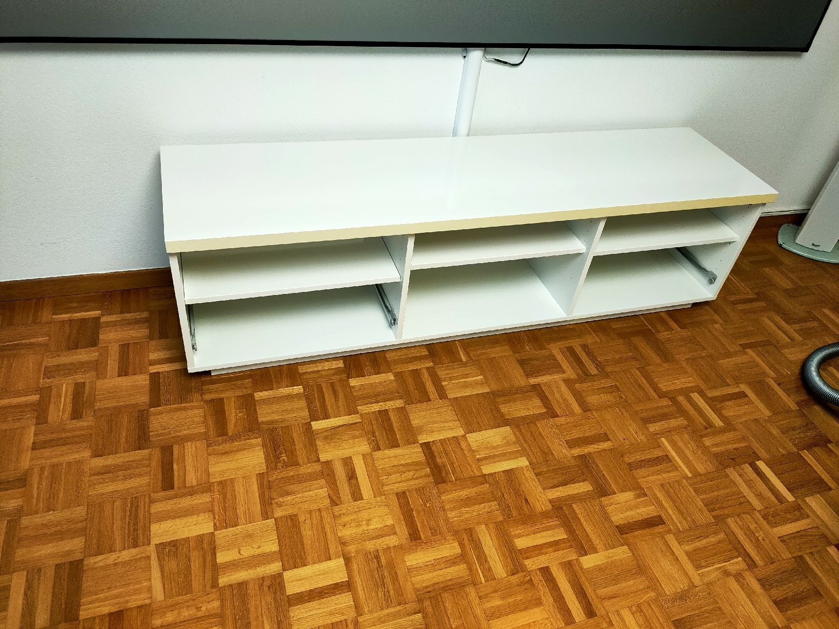 Ikea Mobili TV: TV Möbel IKEA Byas – Usato da Zug venduto da schnepps 4