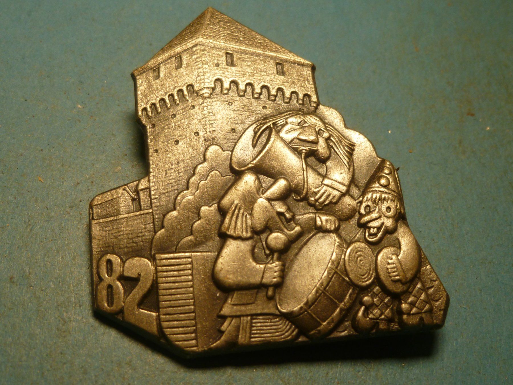 Plaketten & Abzeichen: LUZERN 1982 SILBER – Gebraucht aus Ried (Muotathal) von Mandarin02