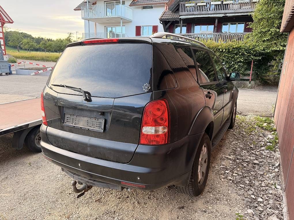 Ssangyong Automobili: SsangYong Rexton, 3.5 t Anhängelast, mit MFK – Usato da Andwil TG venduto da MichelMejer 1