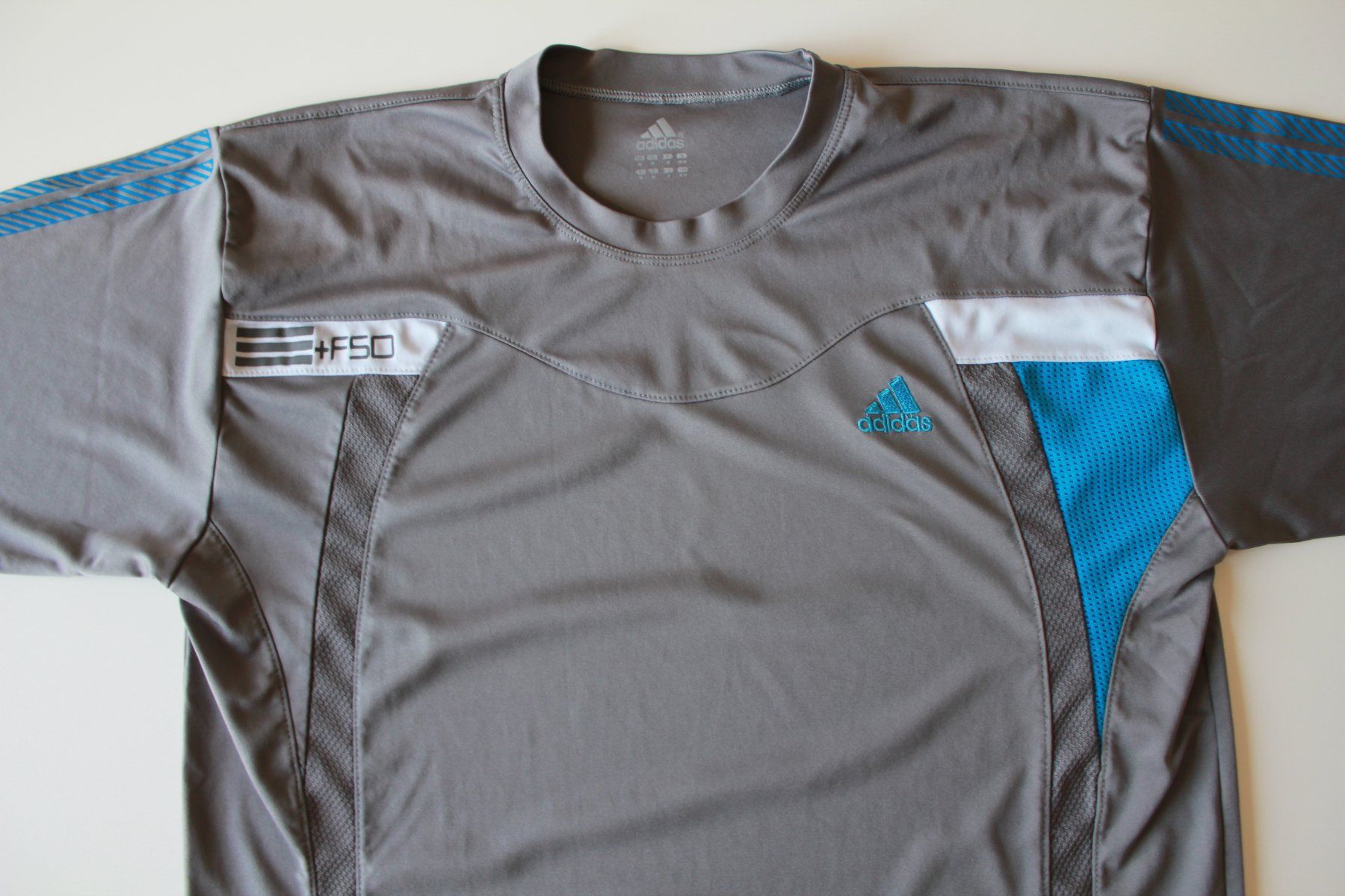 Adidas T-Shirts: T-shirt Adidas t. M – Gebraucht aus Peseux von Gilloss 1