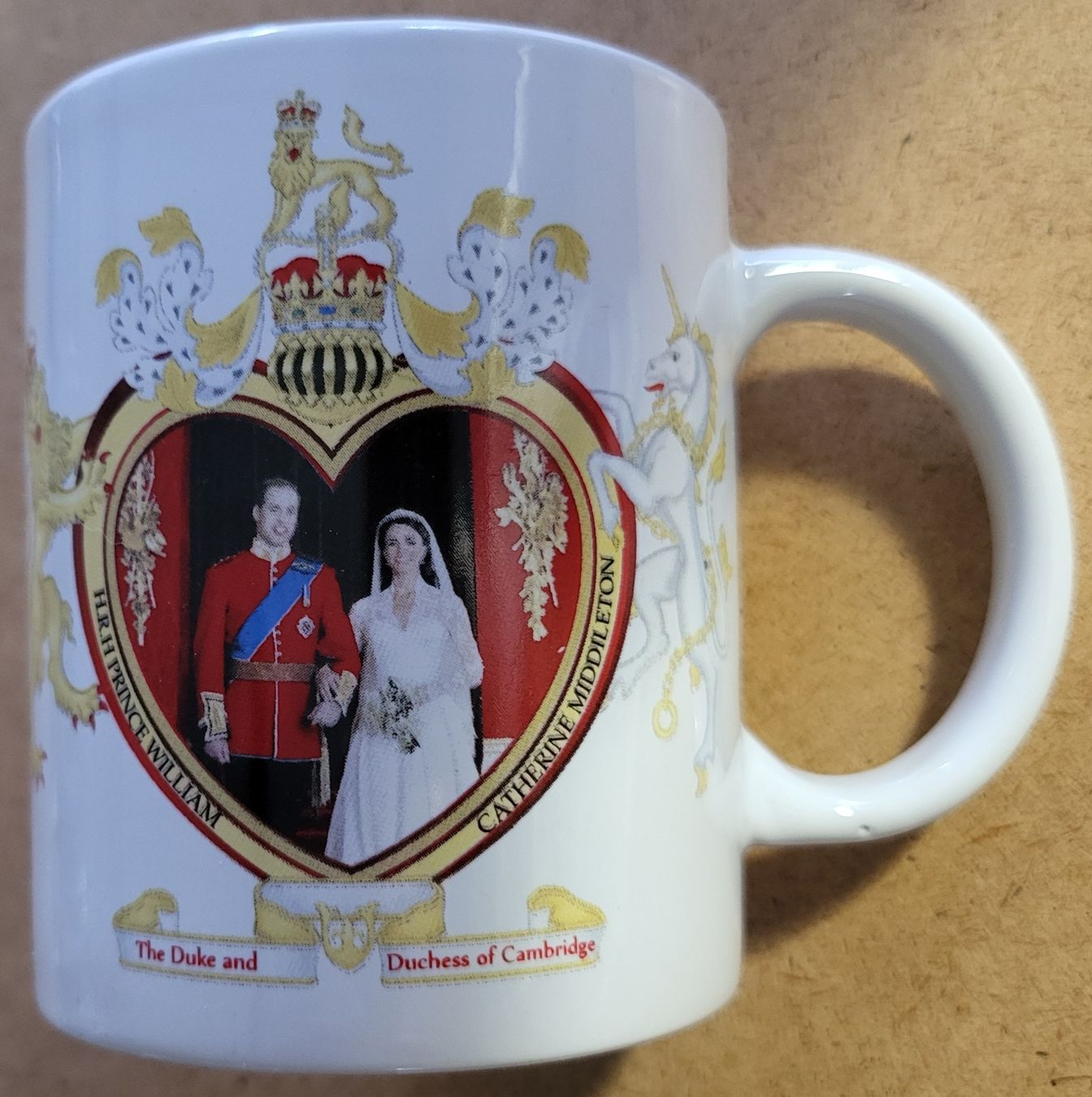 Tassen: Mug Mariage Prince William Kate Middleton 2011 – Gebraucht aus Montet (Glâne) von Koada2 1
