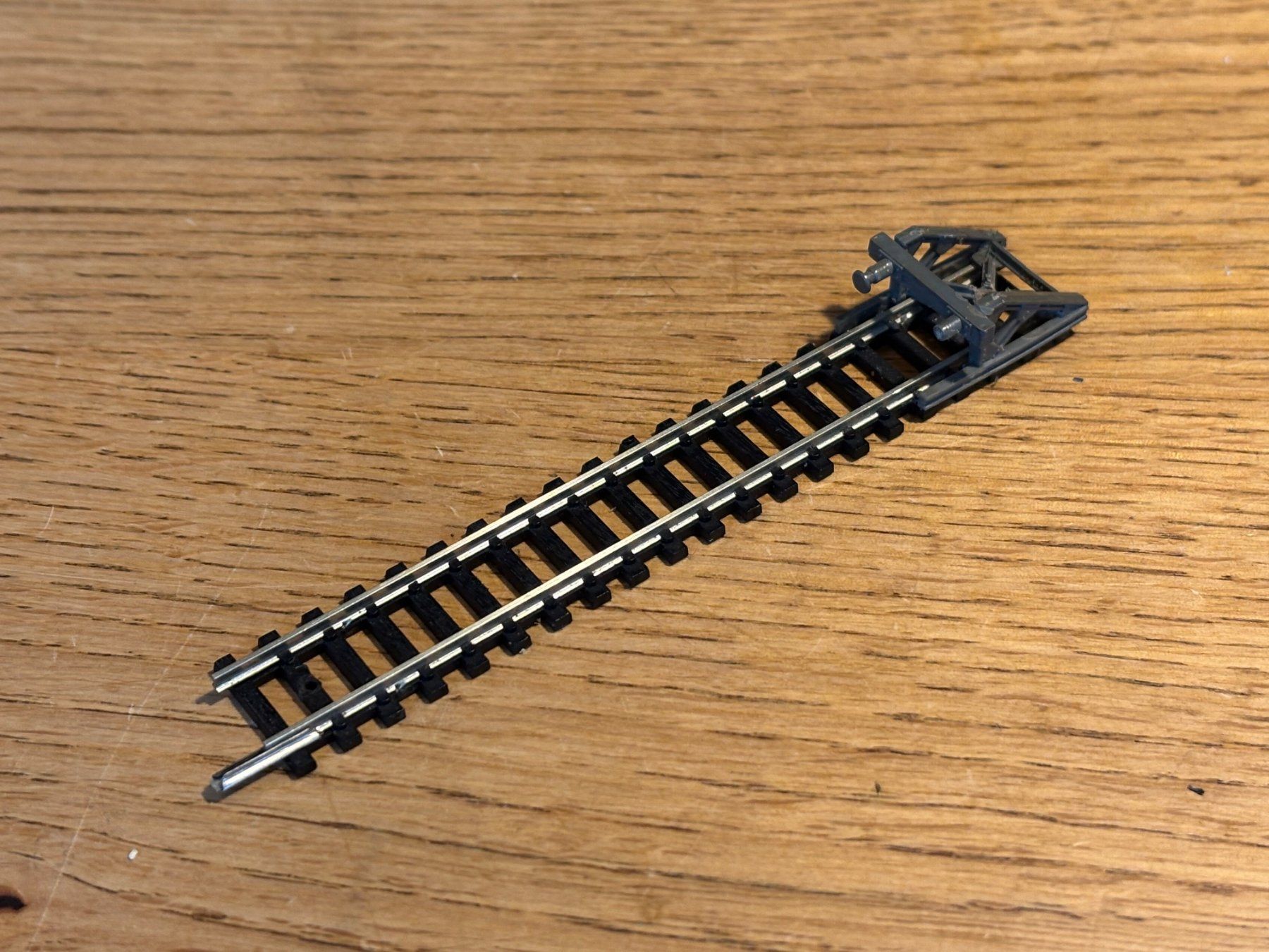 Modellini di ferrovie: S0212 Mängel: Minitrix Prellbock (Spur N) – Usato da Birsfelden venduto da Birs_25
