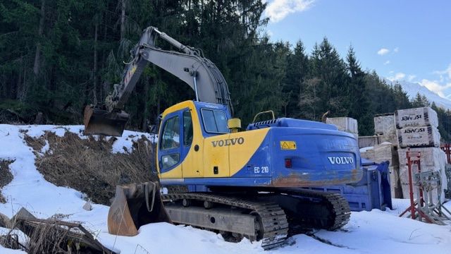 Volvo Escavatori: Volvo EC 210 NLC Partikelfilter Kettenbagger – Usato da Bonaduz venduto da A13_Automobile 1