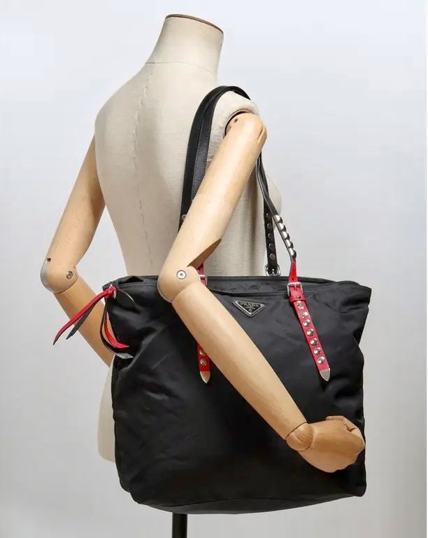 Taschen für Damen: PRADA Sac – Gebraucht aus Genève von Shantisu 8