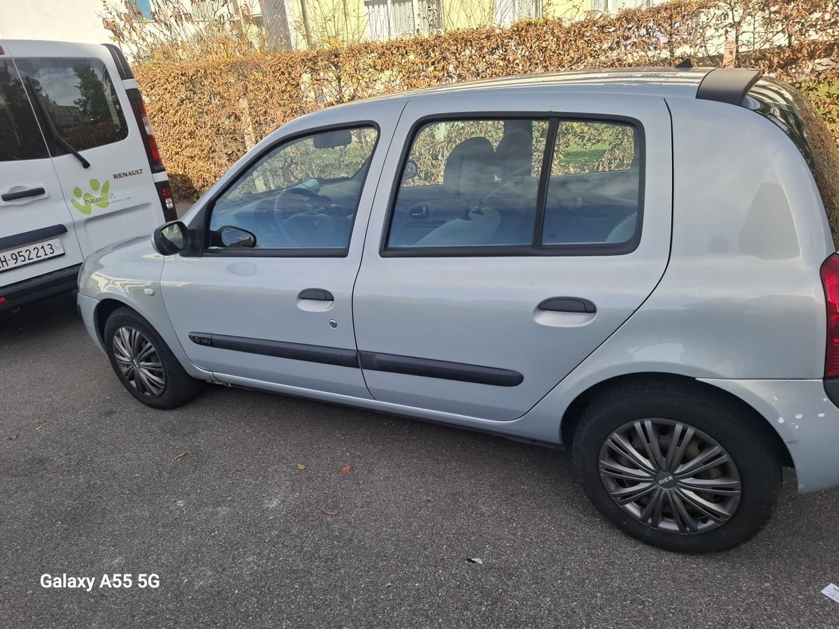 Renault Autos: Renault Clio  – Gebraucht aus Uster von imnotmelix 3