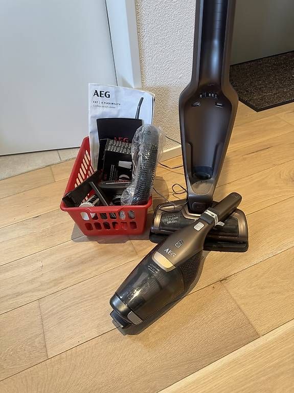 Aspirapolveri & Accessori: Staubsauger  – Usato da Kreuzlingen venduto da seb_lac 1