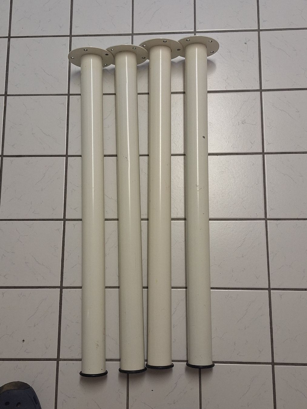 Ikea Autre mobilier: Tischbeine l – D'occasion à Tann par Katerdik