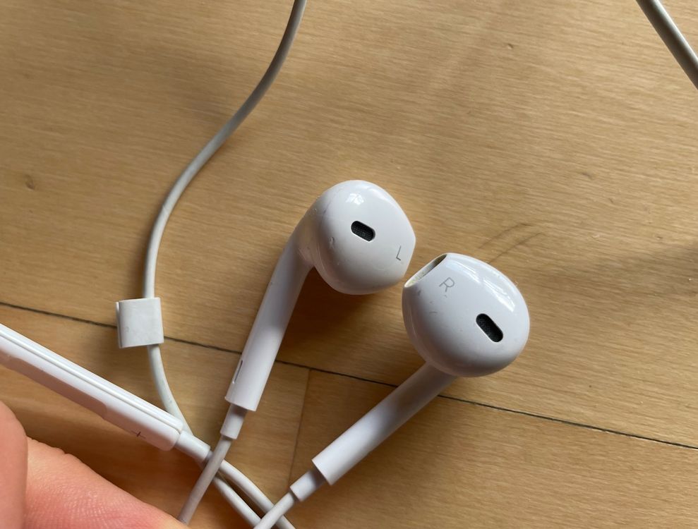 Apple EarPods/Kopfhörerstecker mit 3,5-mm-Miniklinke | auf Kaufen Weiss - Ricardo
