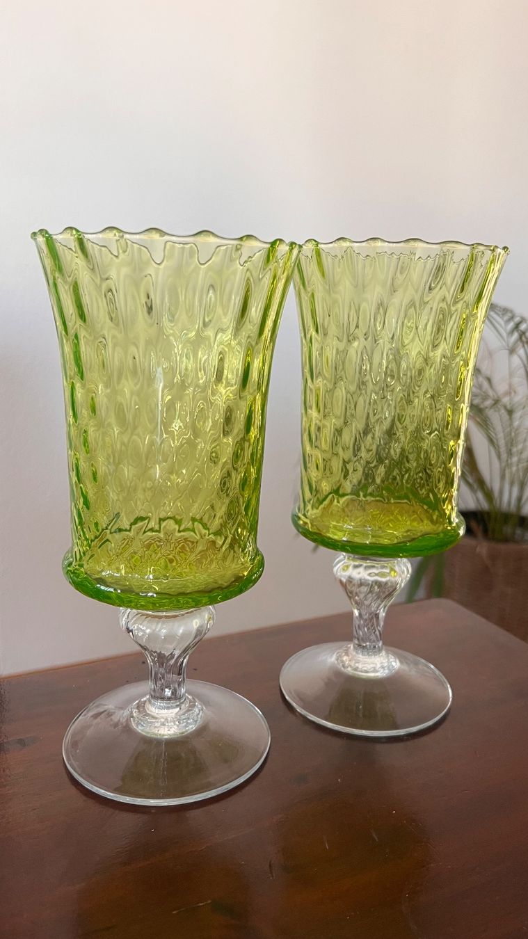 Portacandele: 2x Glas Kerzenständer hellgrün transparent Struktur – Usato da Bülach venduto da nad_jx8f 1