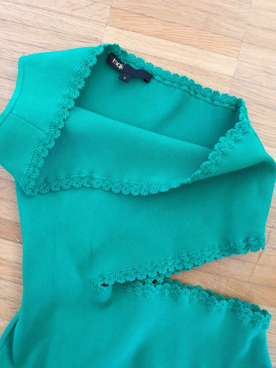 Maje Top: Maje Cut-out bodysuit – Usato da Zürich venduto da futurmutur 2