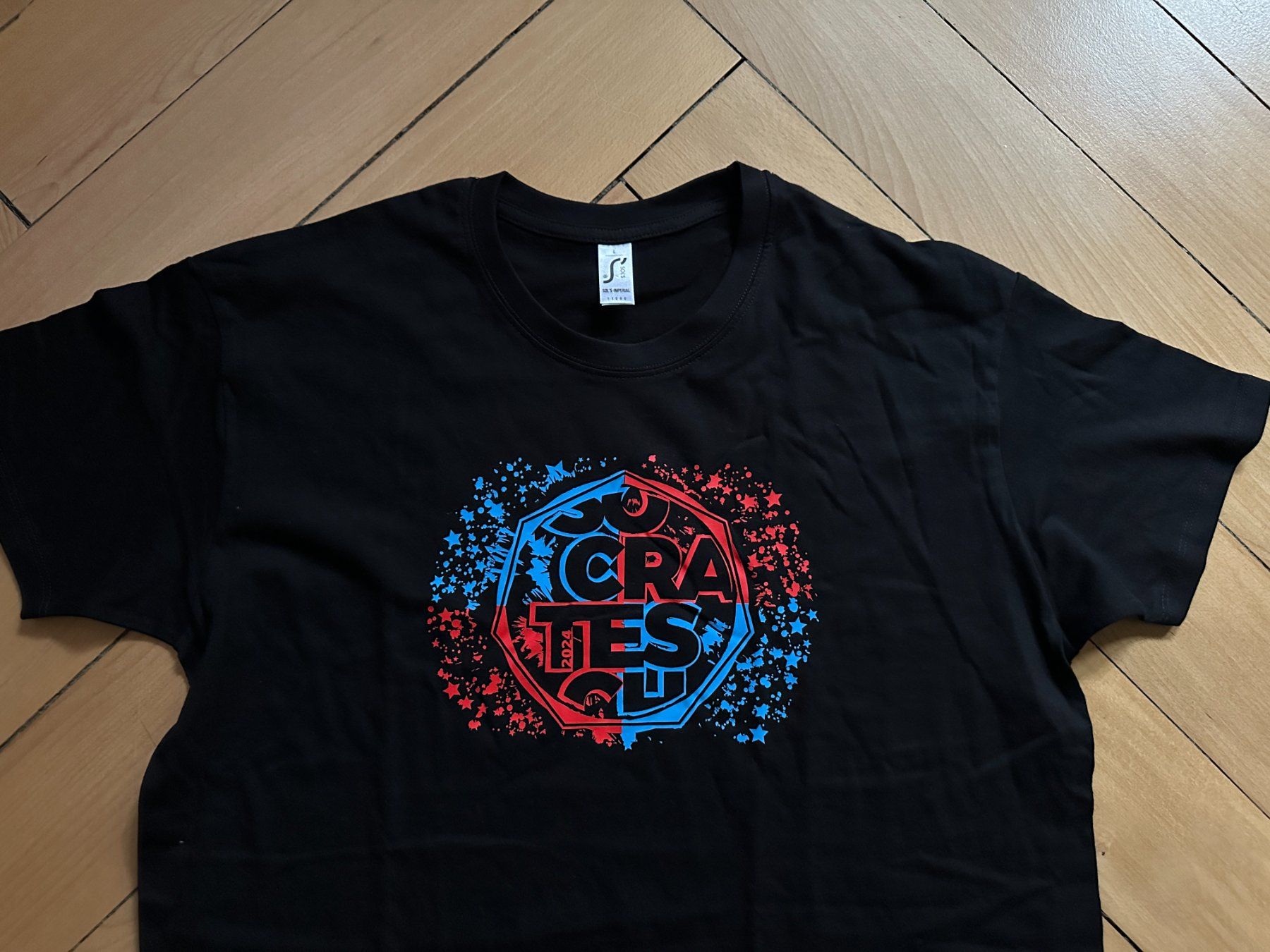 T-shirt: SoCraTes - T-Shirt schwarz mit Print L – Usato da Zürich venduto da Diazaio 1