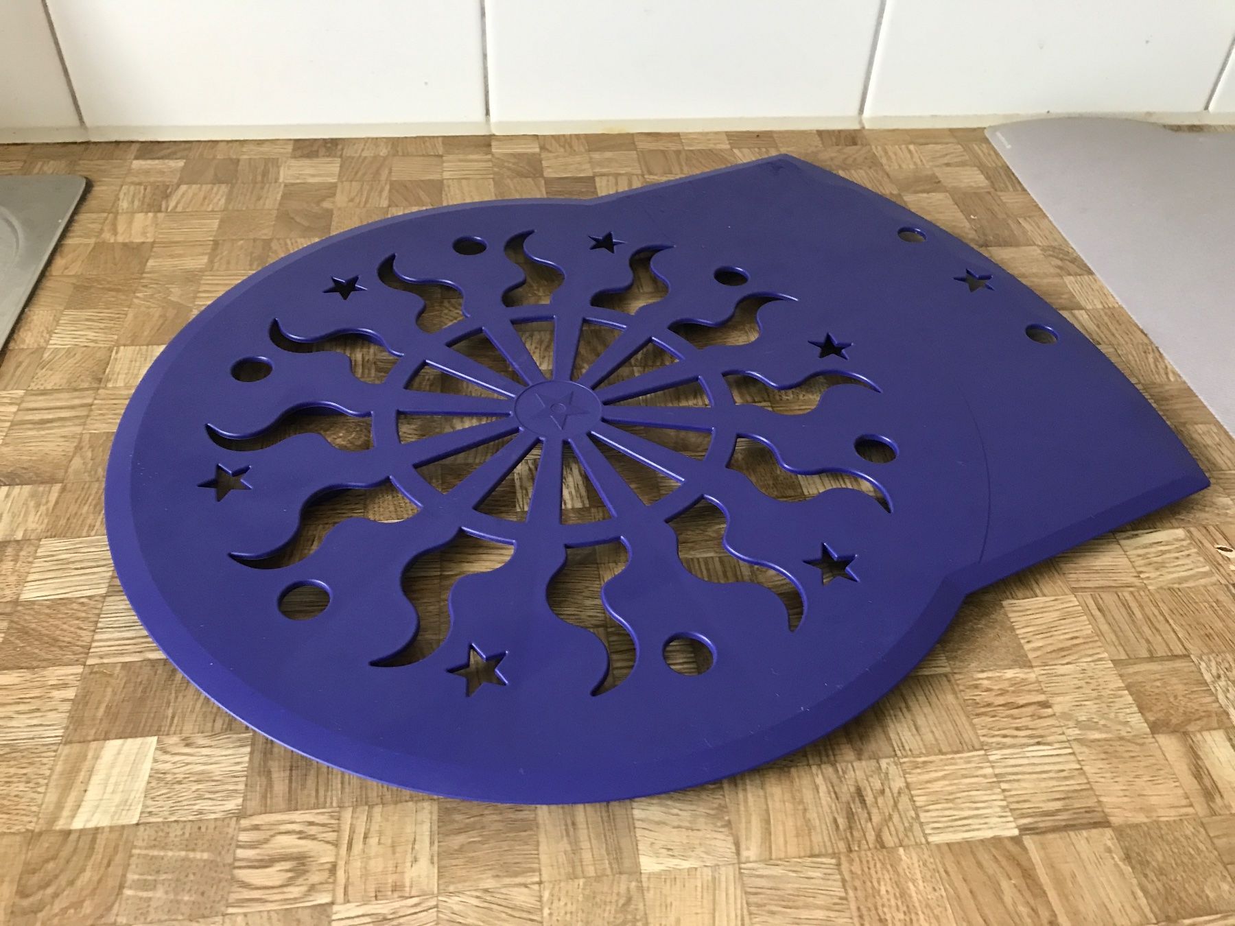 Tupperware Contenitori & Simili: Tupperware  für Kuchen – Usato da Birmensdorf ZH venduto da Hilhan 1