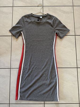 Kleid, Grau mit Streifen, Grösse 42