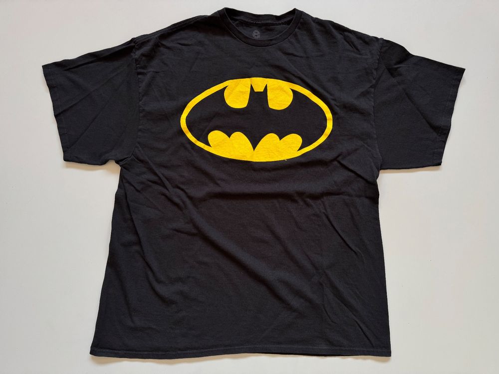 T-shirt: BatmanT-shirt MEN 2XL XXL – Usato da Neuchâtel venduto da _Easy_to_Find_