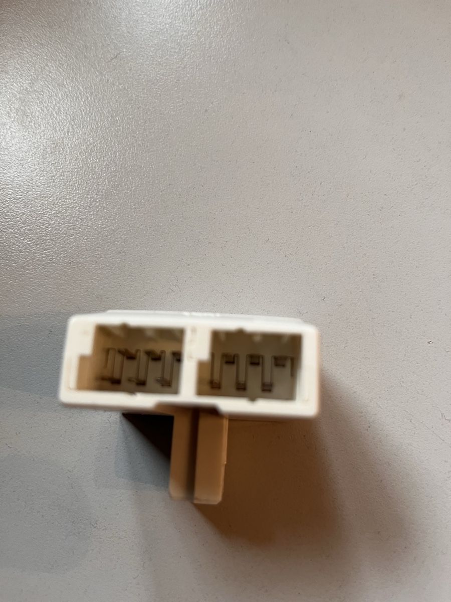 Spine: T+T ZS90 Stecker  – Usato da Roggwil BE venduto da WULU 2