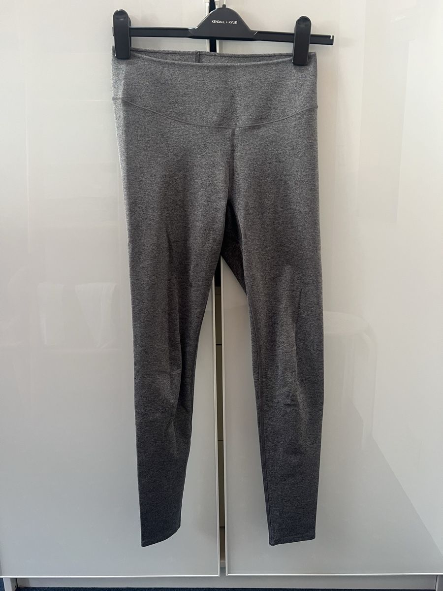 Leggings: Uniqlo Leggins, Grau, S – Nuovo (secondo la descrizione) da Grindelwald venduto da wand_24 1