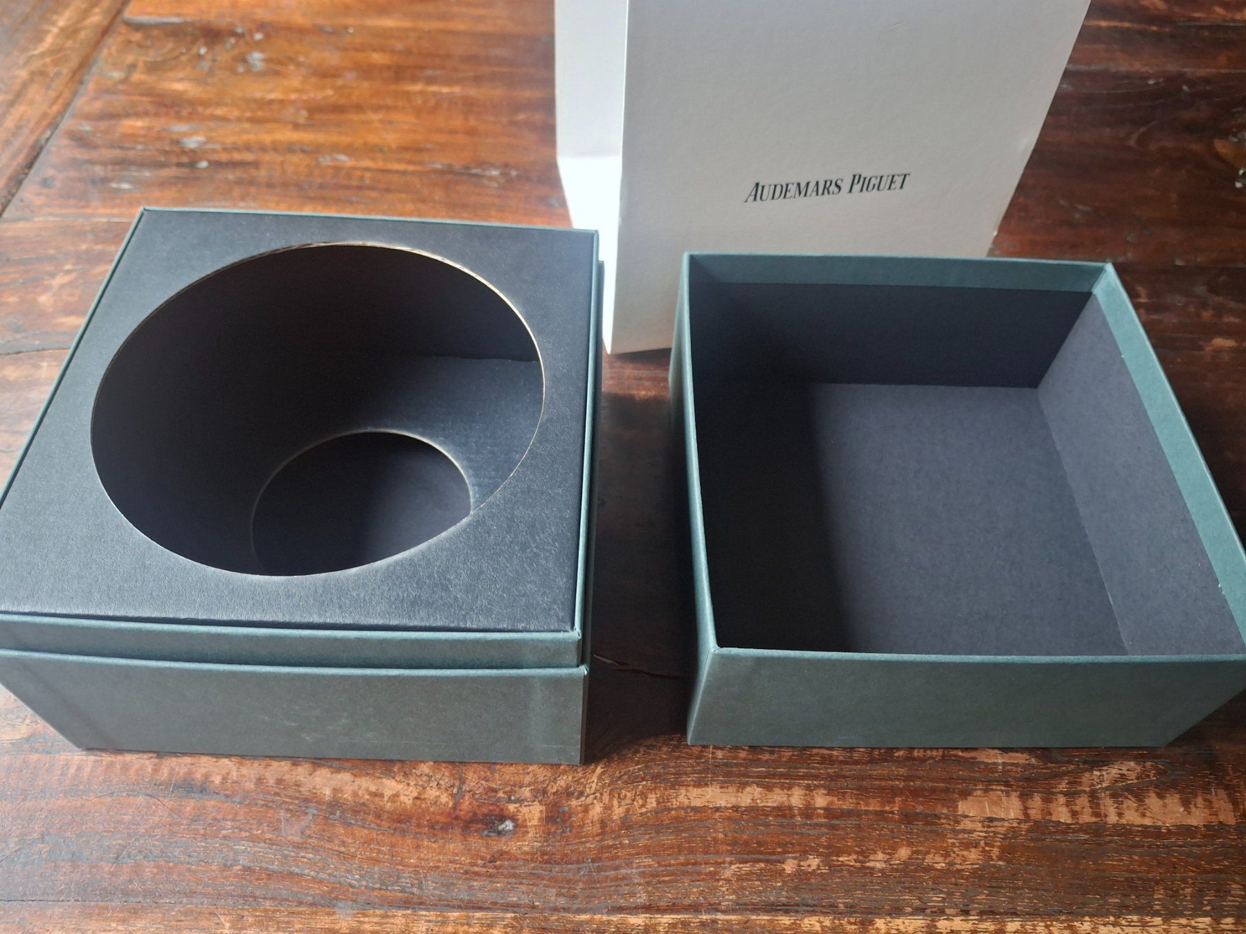Behälter & Ähnliches: Audemars piguet Schachtel box – Gebraucht aus Kölliken von art-deko 1