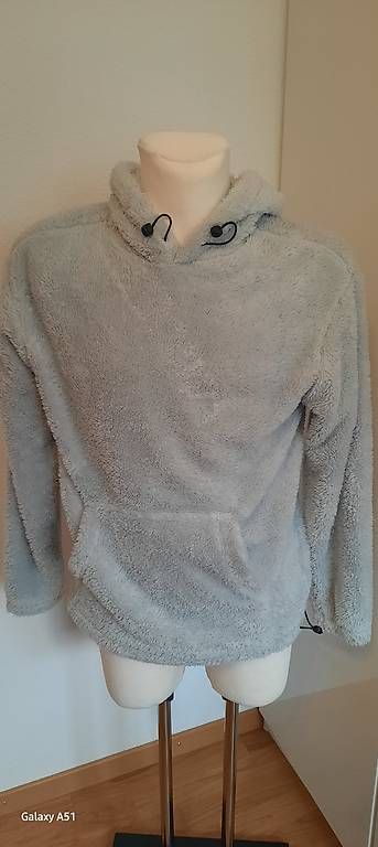 Pullover & Sweatshirts: ***H&M*** Kuschelhoodie Gr S – Gebraucht aus Wädenswil von H2H_Secondhandshop 3