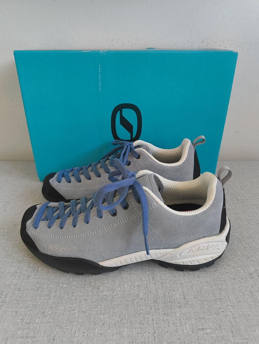 Scarpa Chaussures femmes: Scarpa Mojito Damenschuhe Wanderschuhe Grösse 37.5 – Neuf avec emballage d'origine à Uitikon Waldegg par PJLS1 2