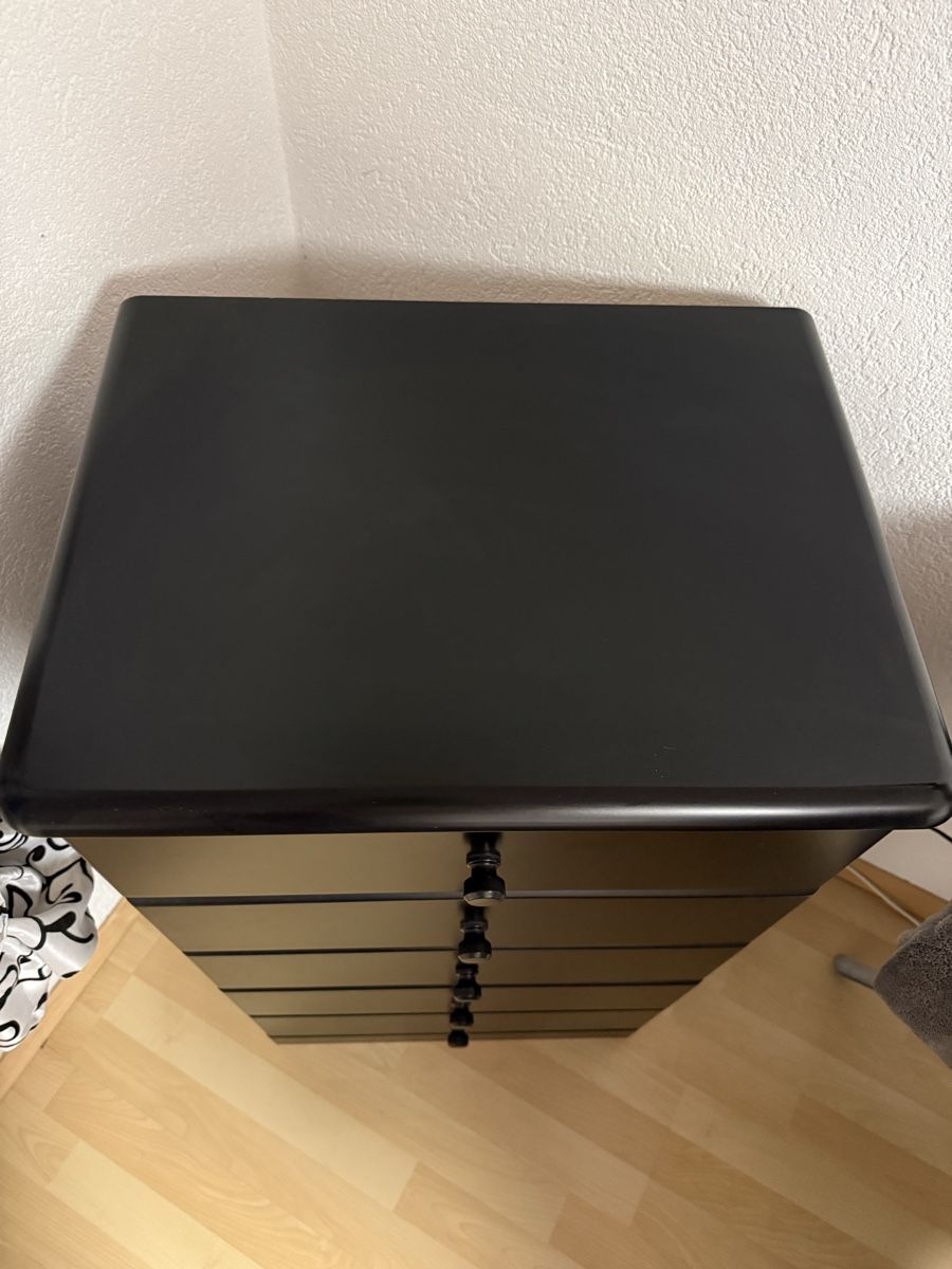 Cassettiere: Kommode schwarz 5 Schubladen guter Zustand – Usato da Münsingen venduto da energystar15 2