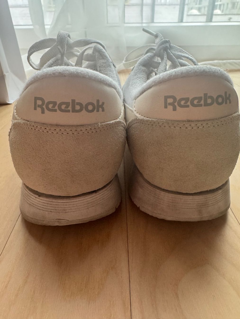 Reebok Scarpe da uomo: Reebok Classic Sneaker in Weiss/Beige, Gr. 41 – Usato da Winterthur venduto da damoiselles 2