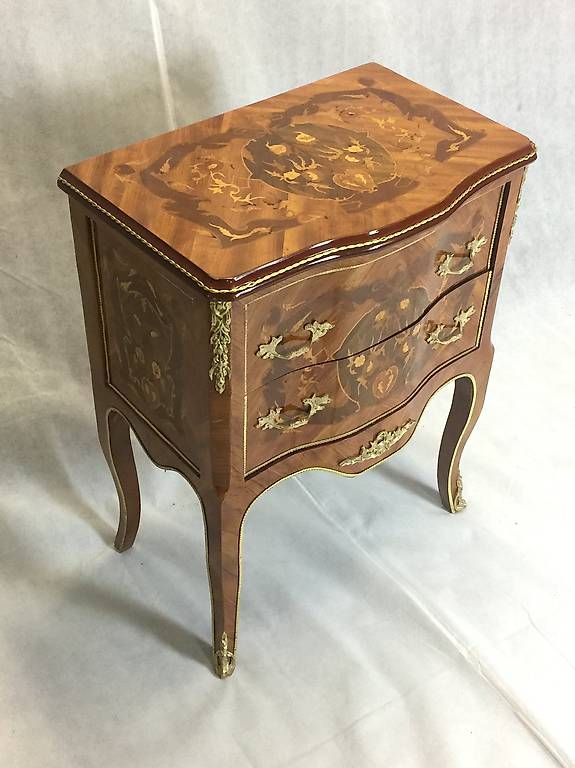 Kommoden: Commode de style Louis XV , 2 tiroirs, – Gebraucht aus geneve von louisart 1
