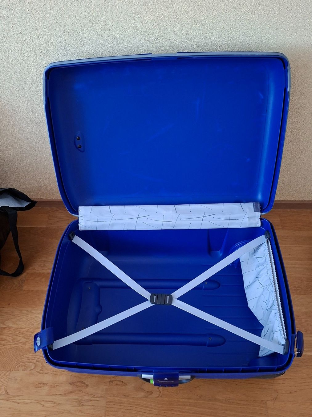 Samsonite Reisekoffer: Koffer – Gebraucht aus Wetzikon ZH von Ibru 3