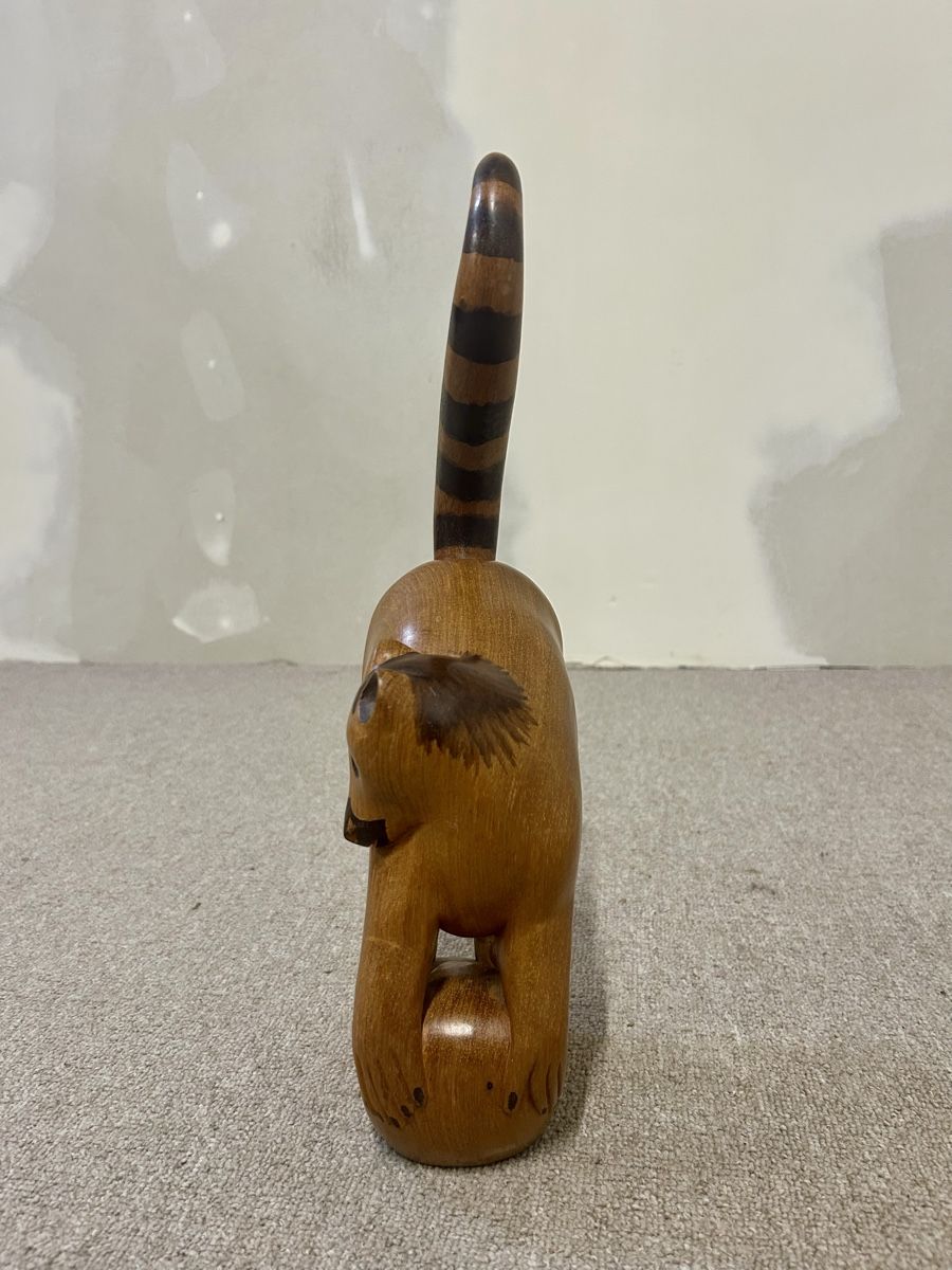 Statuette: Holzfigur Madagaskar Lemur, Handgeschnitzt – Usato da Rickenbach ZH venduto da Der-Insider 5